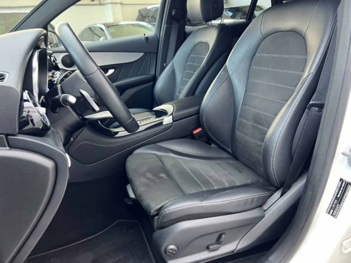 Mercedes-Benz GLC Coupé 200 4Matic EQ-Boost Coupé Premium (10)