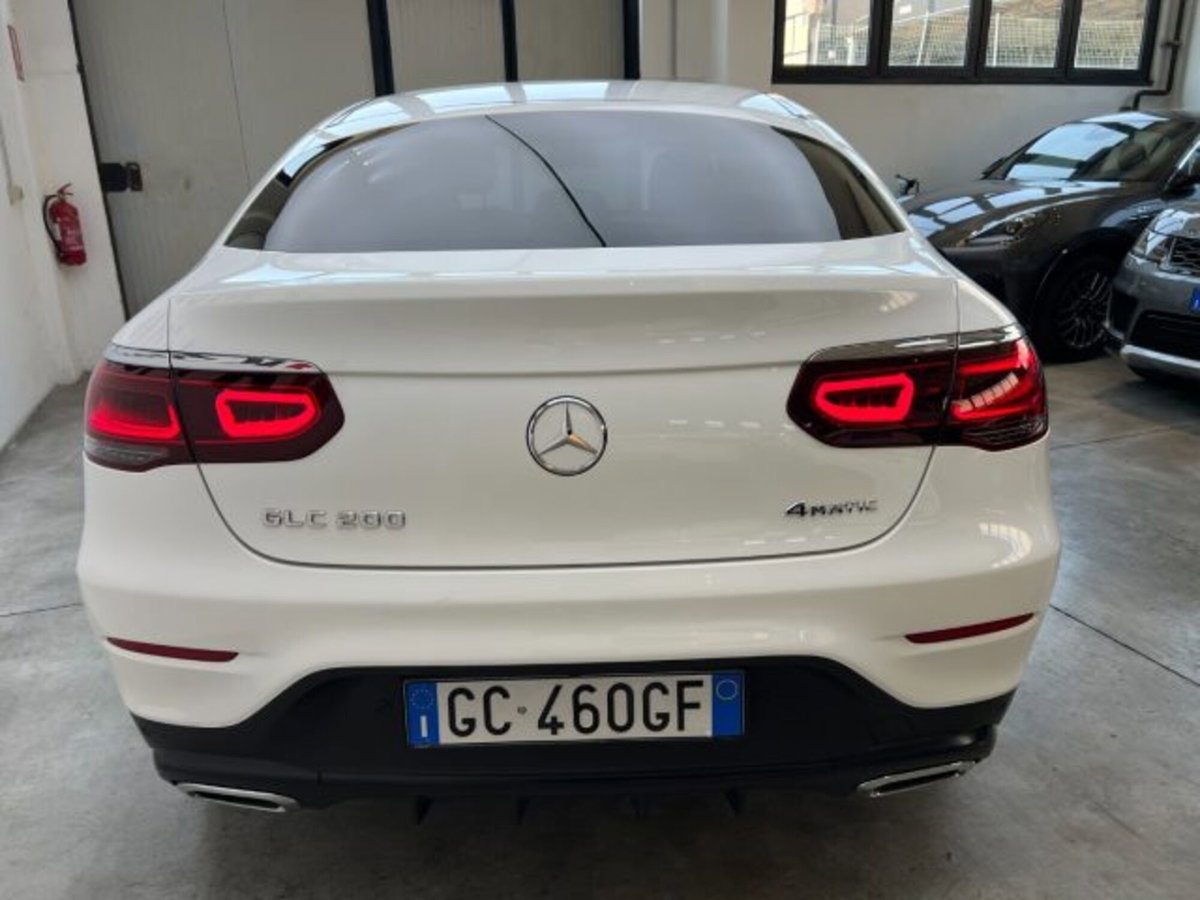 Mercedes-Benz GLC Coupé 200 4Matic EQ-Boost Coupé Premium (18)