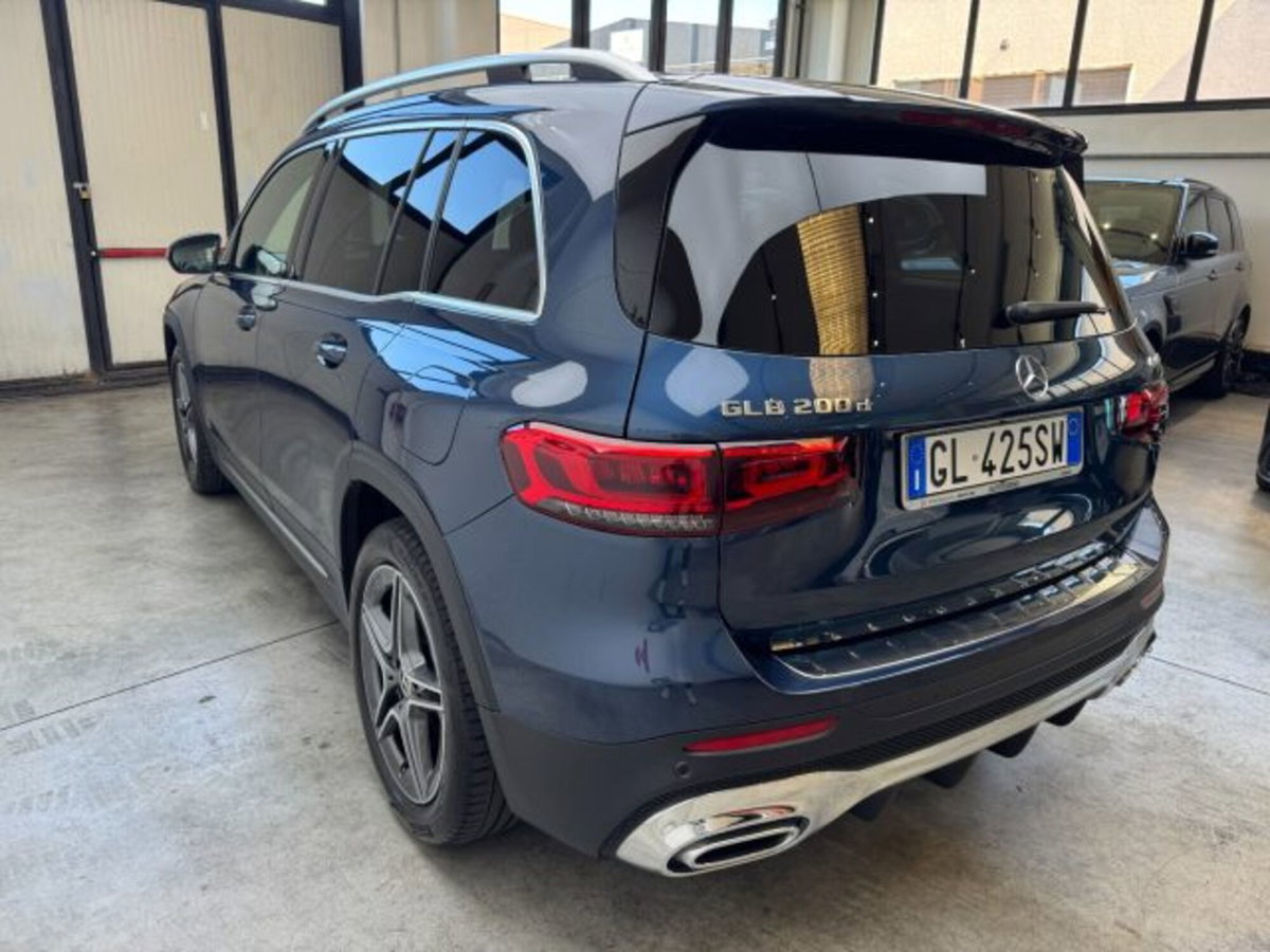 Mercedes-Benz GLB 200 d Automatic 4Matic Premium (8)