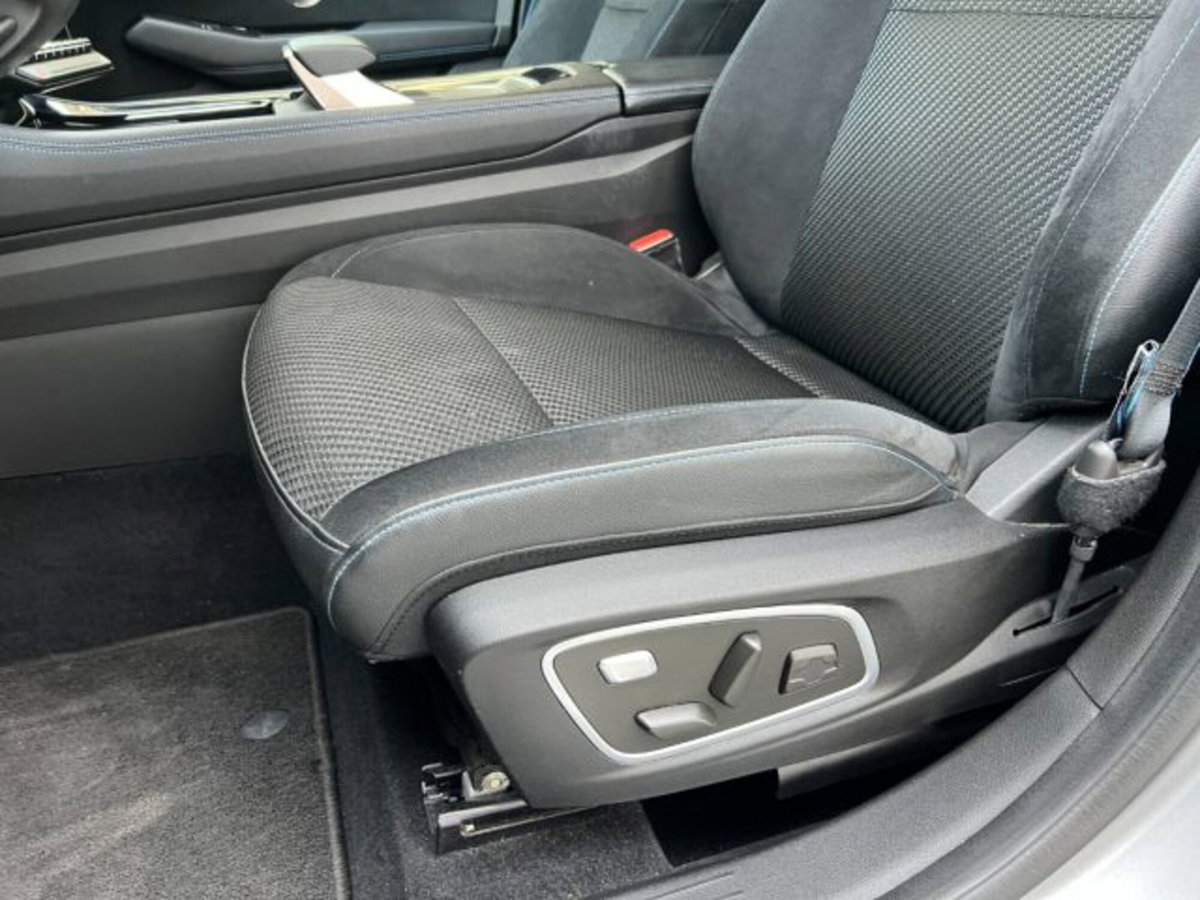 Renault Austral 1.3 mild hybrid Esprit Alpine 160cv auto (10)