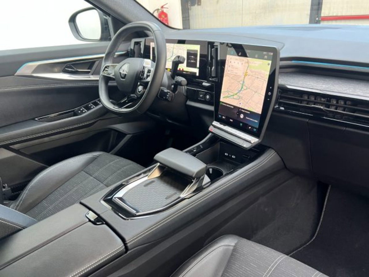 Renault Austral 1.3 mild hybrid Techno 160cv auto (6)