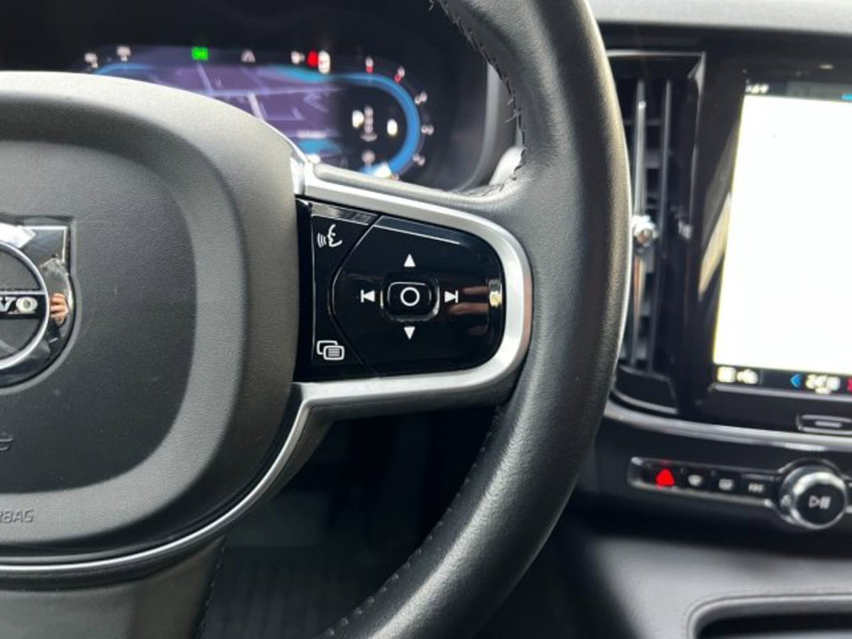 Volvo V90 B4 (d) Geartronic Momentum (13)