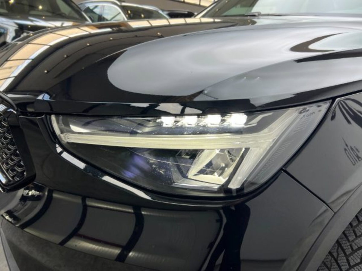 Volvo XC40 B3 automatico Plus Dark (13)