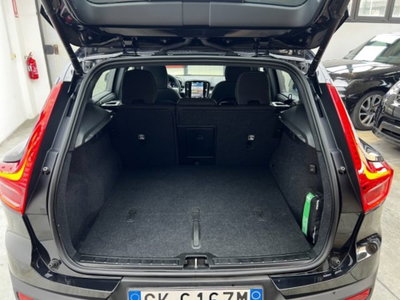 Volvo XC40 B3 automatico Plus Dark (16)