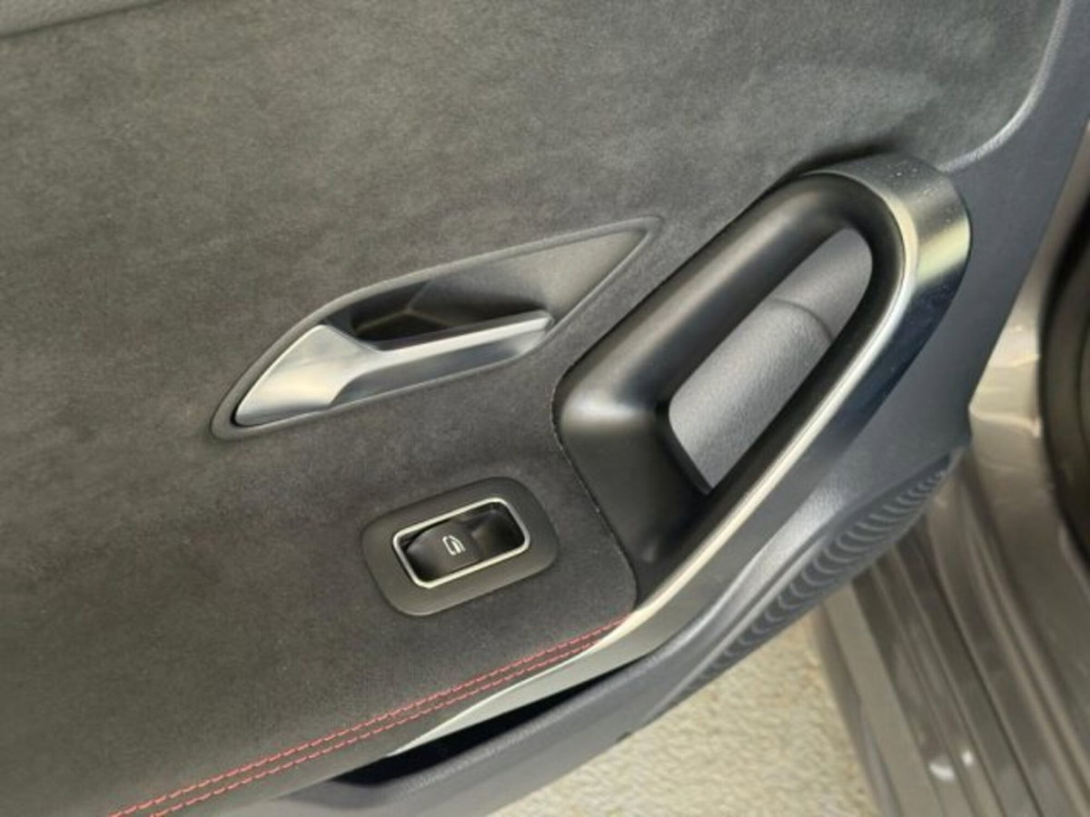 Mercedes-Benz Classe A 180 d AMG Line Premium Plus auto (10)