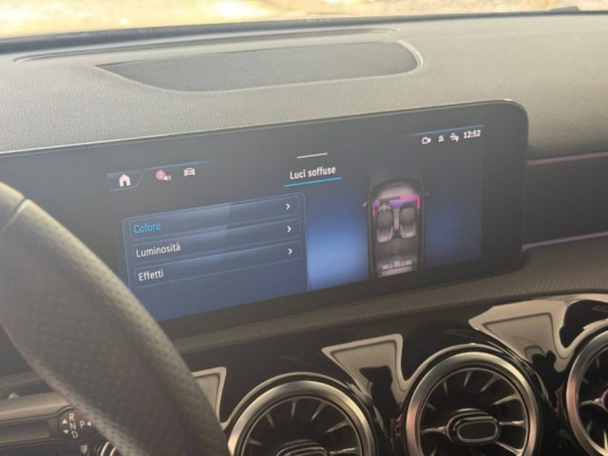 Mercedes-Benz Classe A 180 d AMG Line Premium Plus auto (16)