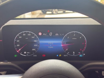 Mercedes-Benz Classe A 180 d AMG Line Premium Plus auto (20)