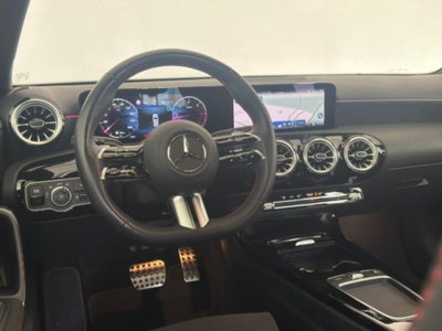 Mercedes-Benz Classe A 180 d AMG Line Premium Plus auto (9)