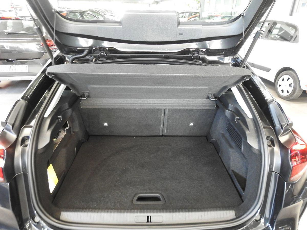 Citroen C4 PureTech 130 S&S EAT8 Feel Pack (12)