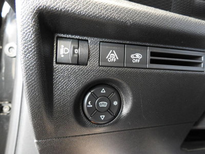 Citroen C4 PureTech 130 S&S EAT8 Feel Pack (15)