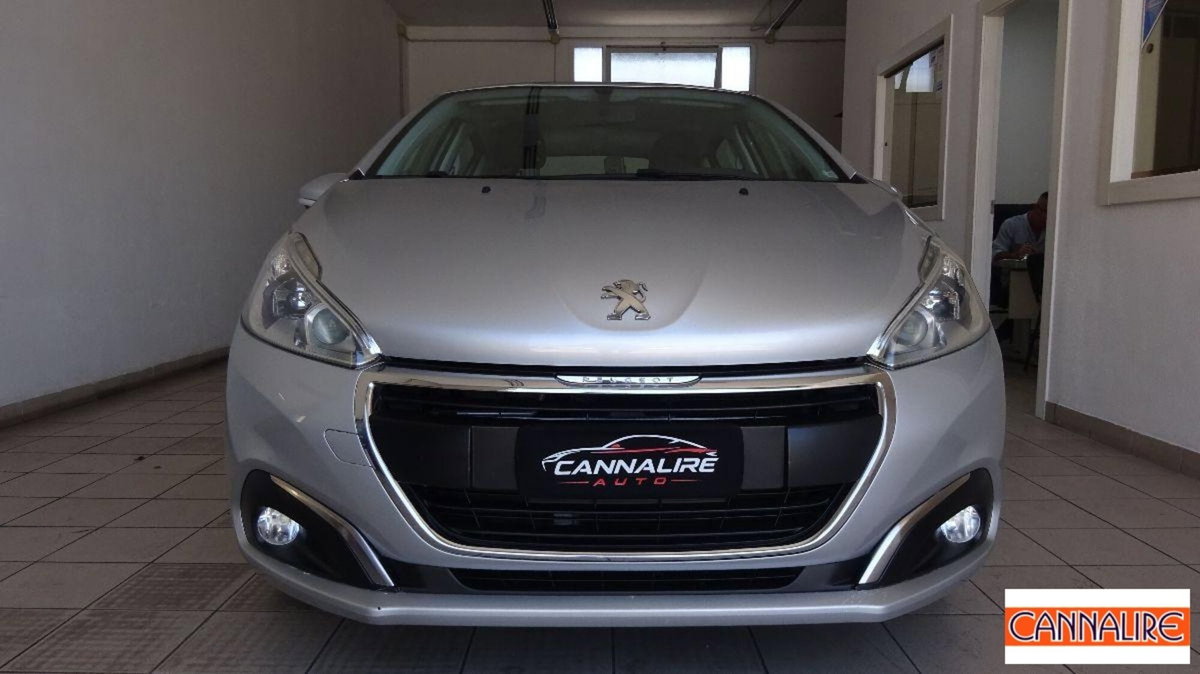 Peugeot 208 VTi 82 CV 5 porte Allure