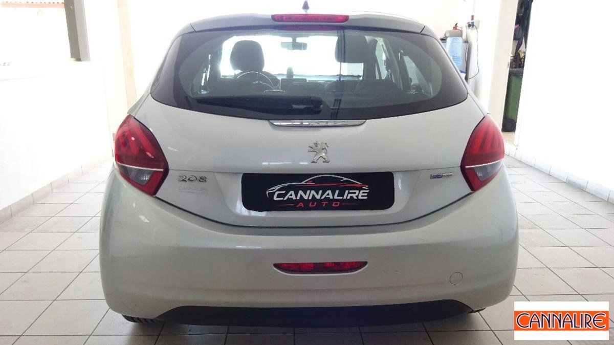 Peugeot 208 VTi 82 CV 5 porte Allure (3)