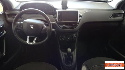 Peugeot 208 VTi 82 CV 5 porte Allure (9)
