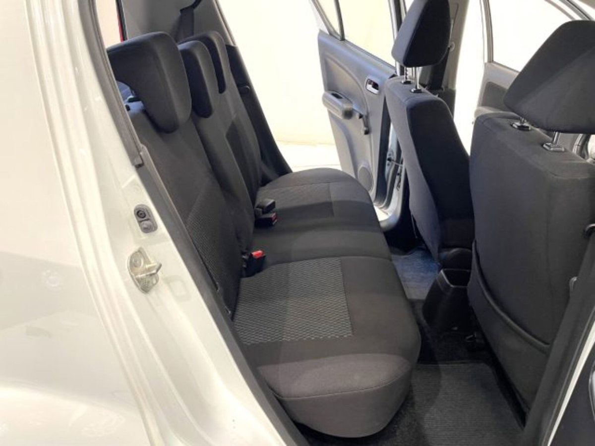 Suzuki Splash 1.0 VVT L (20)