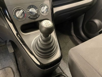 Suzuki Splash 1.0 VVT L (8)