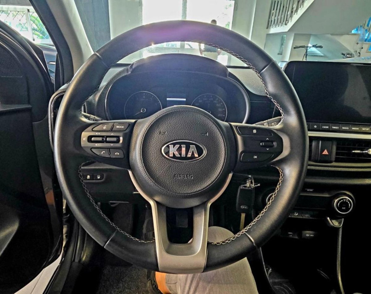 Kia Picanto 1.0 12V 5 porte AMT Style (12)