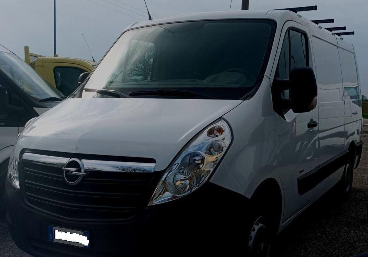 Opel Movano Furgone 28 2.5CDTI/150PC-TNCom.SvrTecF.ap (2)