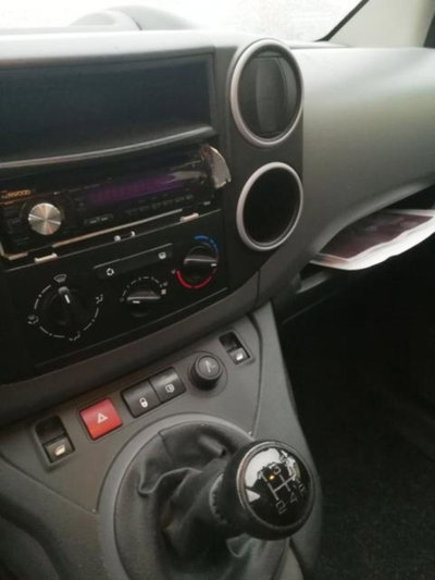 Peugeot Partner BlueHDi 75 Active (7)