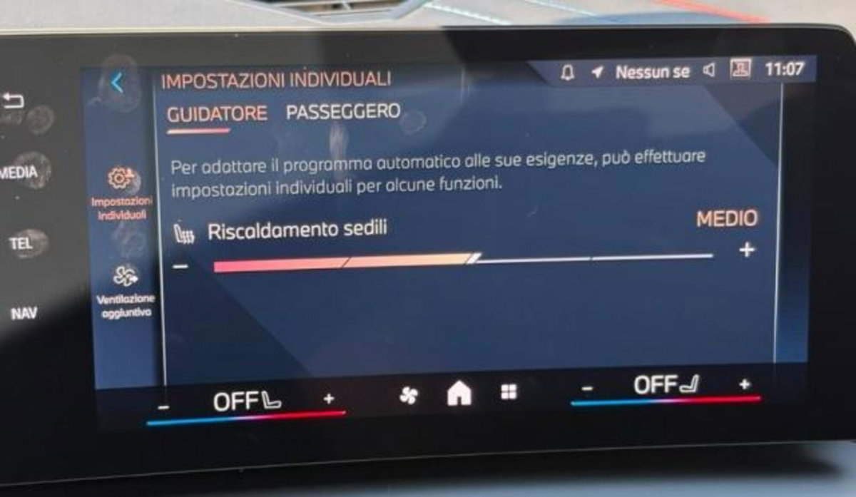 BMW Serie 1 120 48V MSport Pro auto (10)