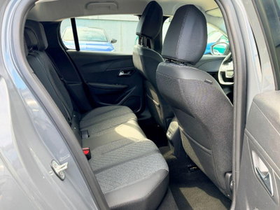 Peugeot 208 1.2 puretech Allure s&s 100cv (11)