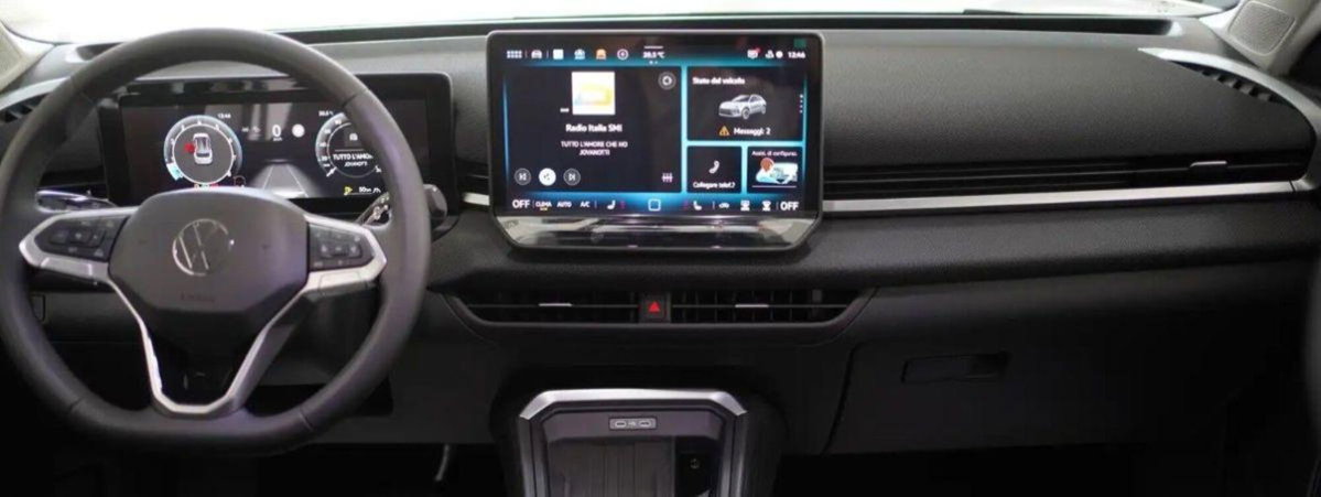 Volkswagen T-Roc 1.5 tsi Life dsg (9)