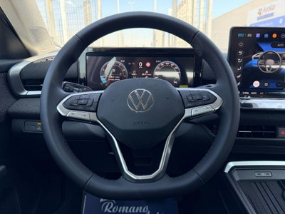 Volkswagen T-Roc 1.5 etsi Life 115cv dsg (18)