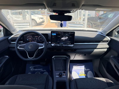 Volkswagen T-Roc 1.5 etsi Life 115cv dsg (7)