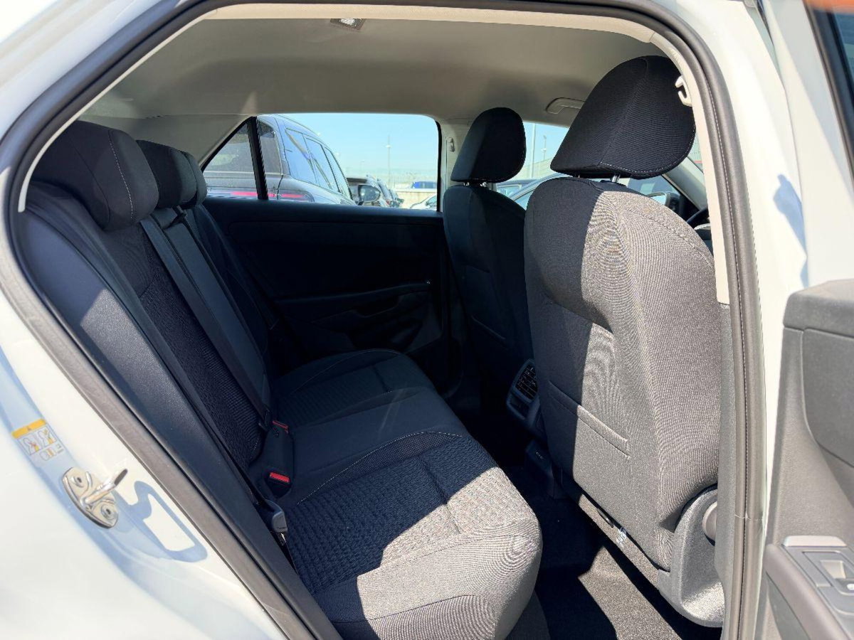 Volkswagen T-Roc 1.5 etsi Life 115cv dsg (9)