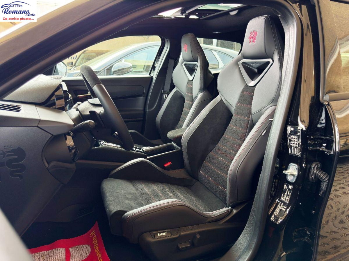 Alfa Romeo Junior elettrica Speciale 156cv (14)