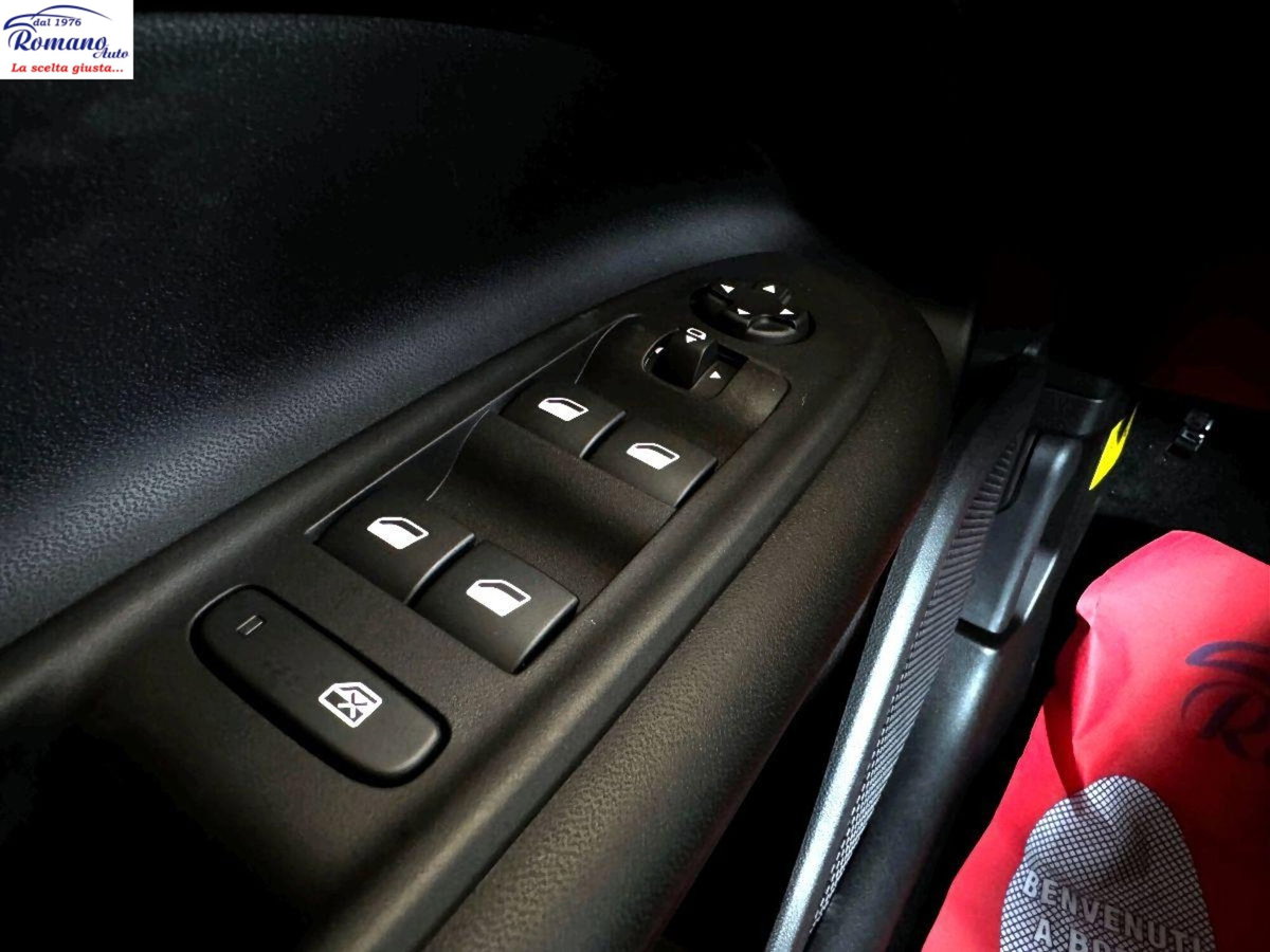 Alfa Romeo Junior elettrica Speciale 156cv (19)