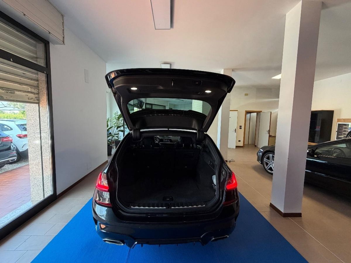 BMW Serie 3 Touring 320d 48V xDrive  Msport (13)