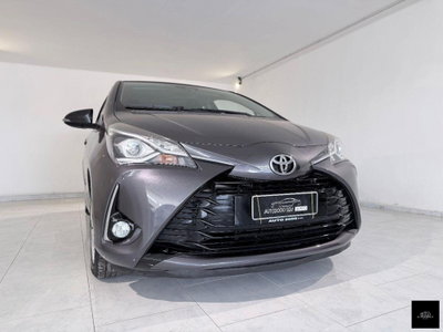 Toyota Yaris 1.0 5 porte Lounge usata