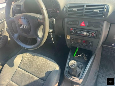 Audi A3 1.9 TDI cat 3p. Attraction (5)