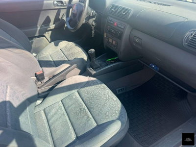 Audi A3 1.9 TDI cat 3p. Attraction (6)