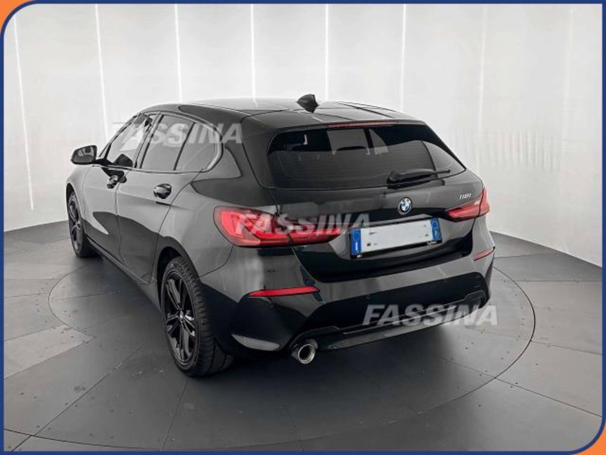 BMW Serie 1 118i Msport 136cv (3)