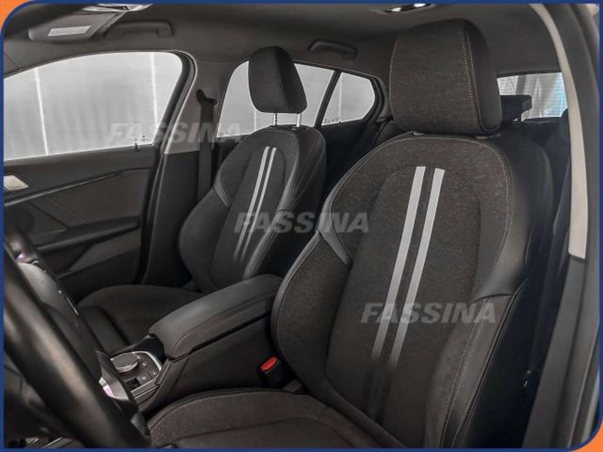 BMW Serie 1 118i Msport 136cv (6)