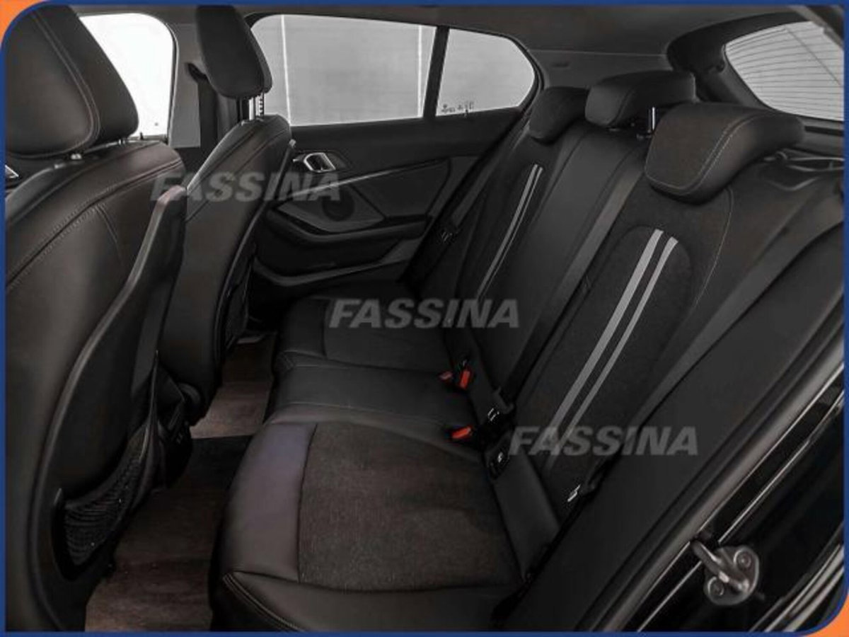 BMW Serie 1 118i Msport 136cv (7)