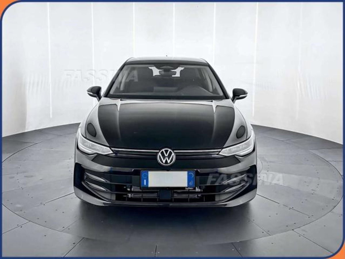 Volkswagen Golf 1.5 tsi Edition 115cv (2)
