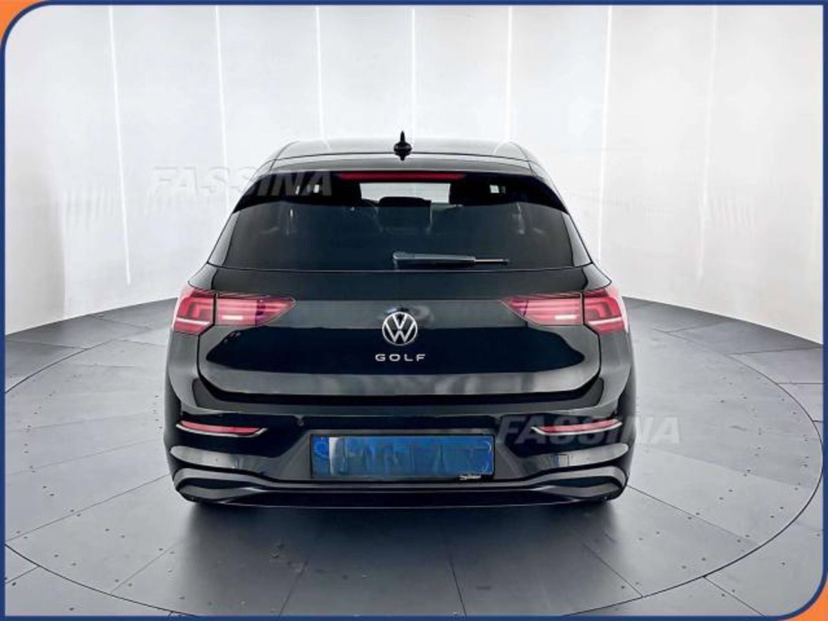 Volkswagen Golf 1.5 tsi Edition 115cv (4)