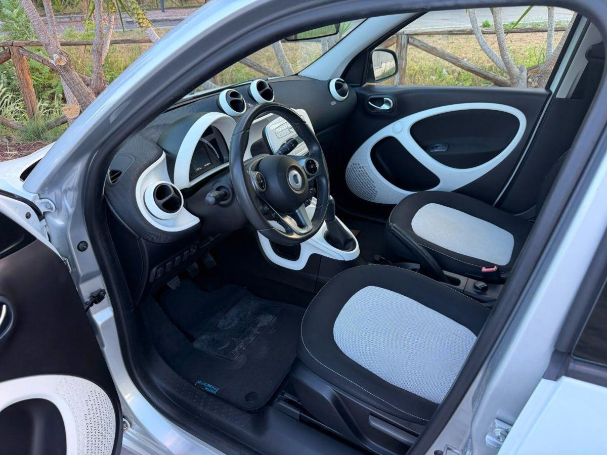 smart forfour forfour 70 1.0 Prime (8)