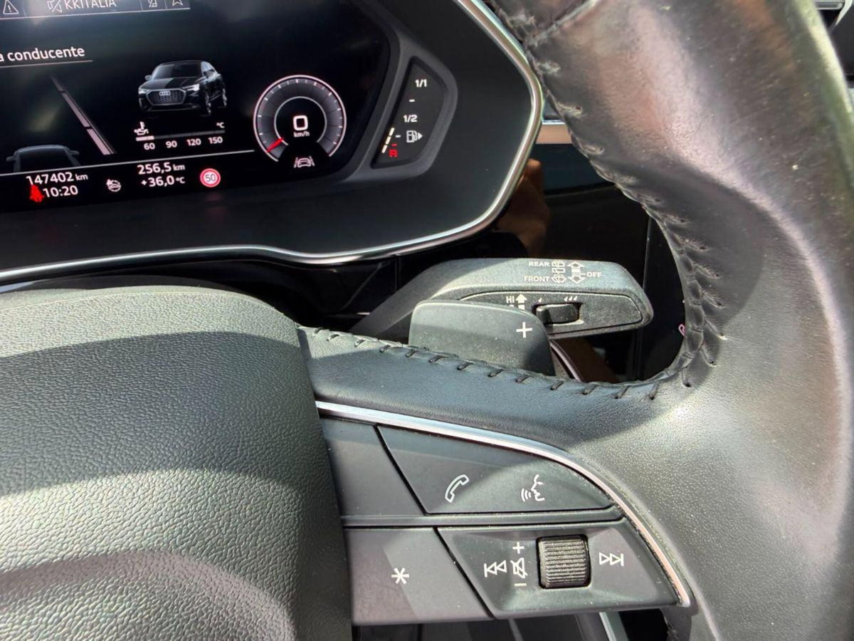 Audi Q3 Sportback 35 TDI quattro S tronic S line edition (15)