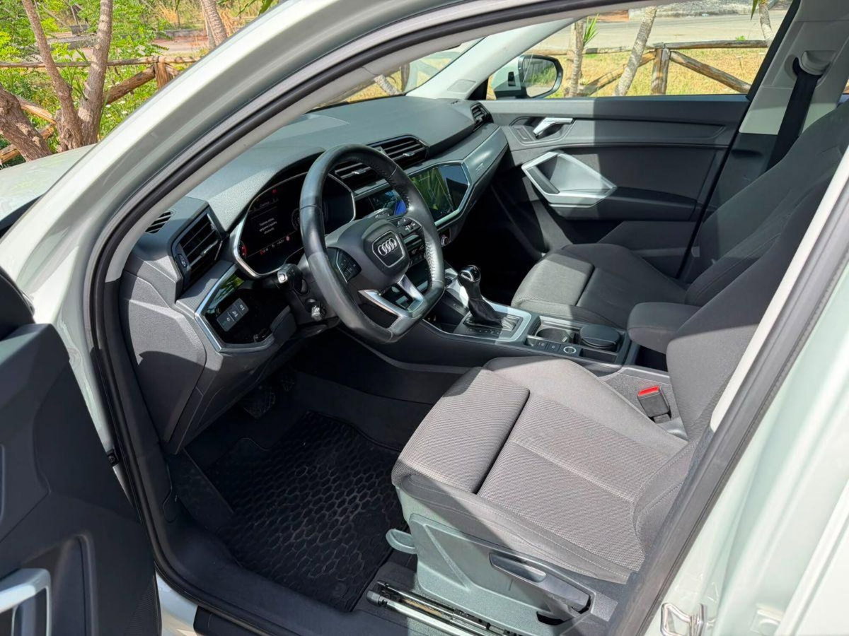 Audi Q3 Sportback 35 TDI quattro S tronic S line edition (6)