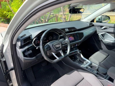 Audi Q3 Sportback 35 TDI quattro S tronic S line edition (7)