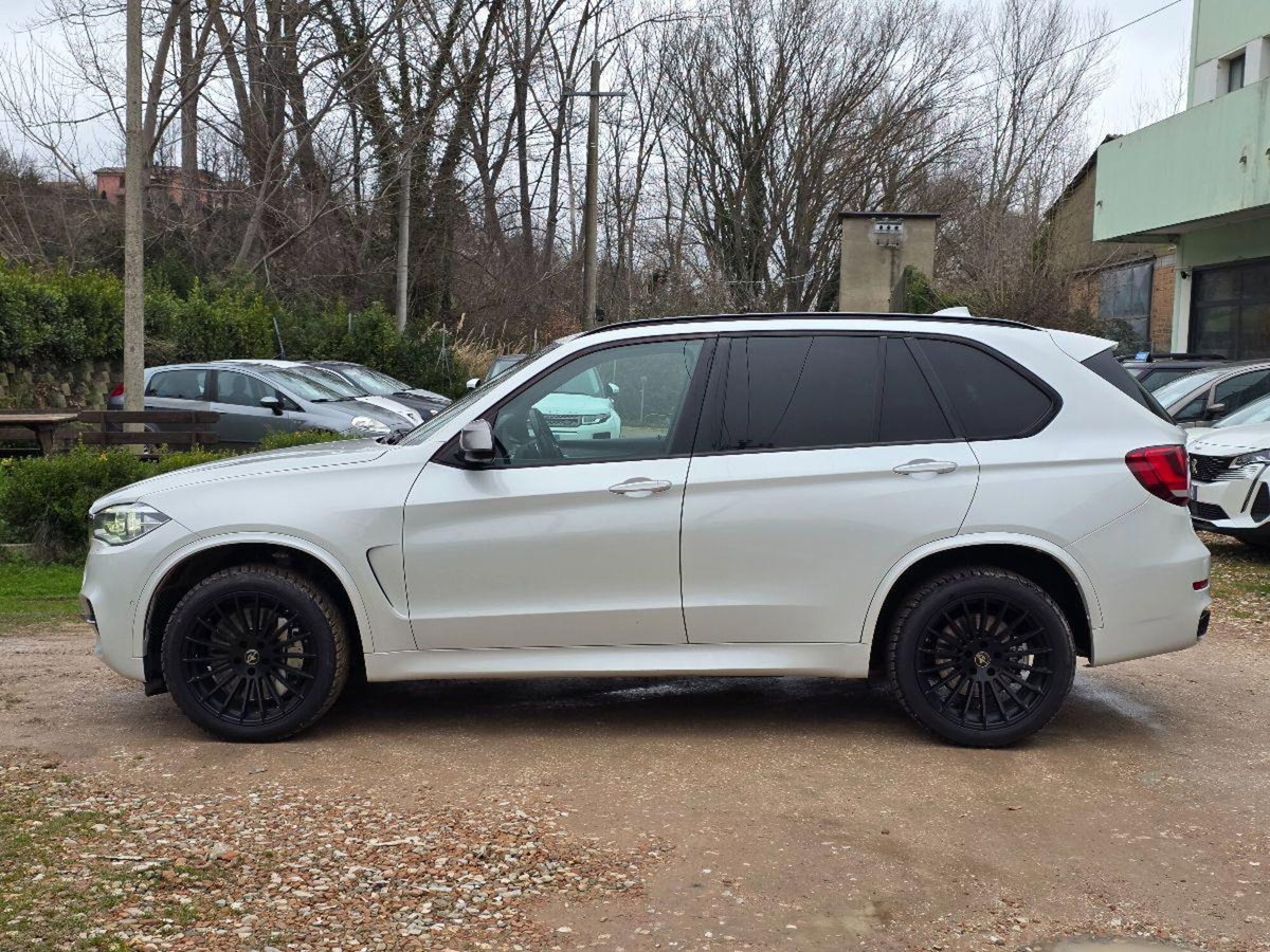 BMW X5 M50d (6)