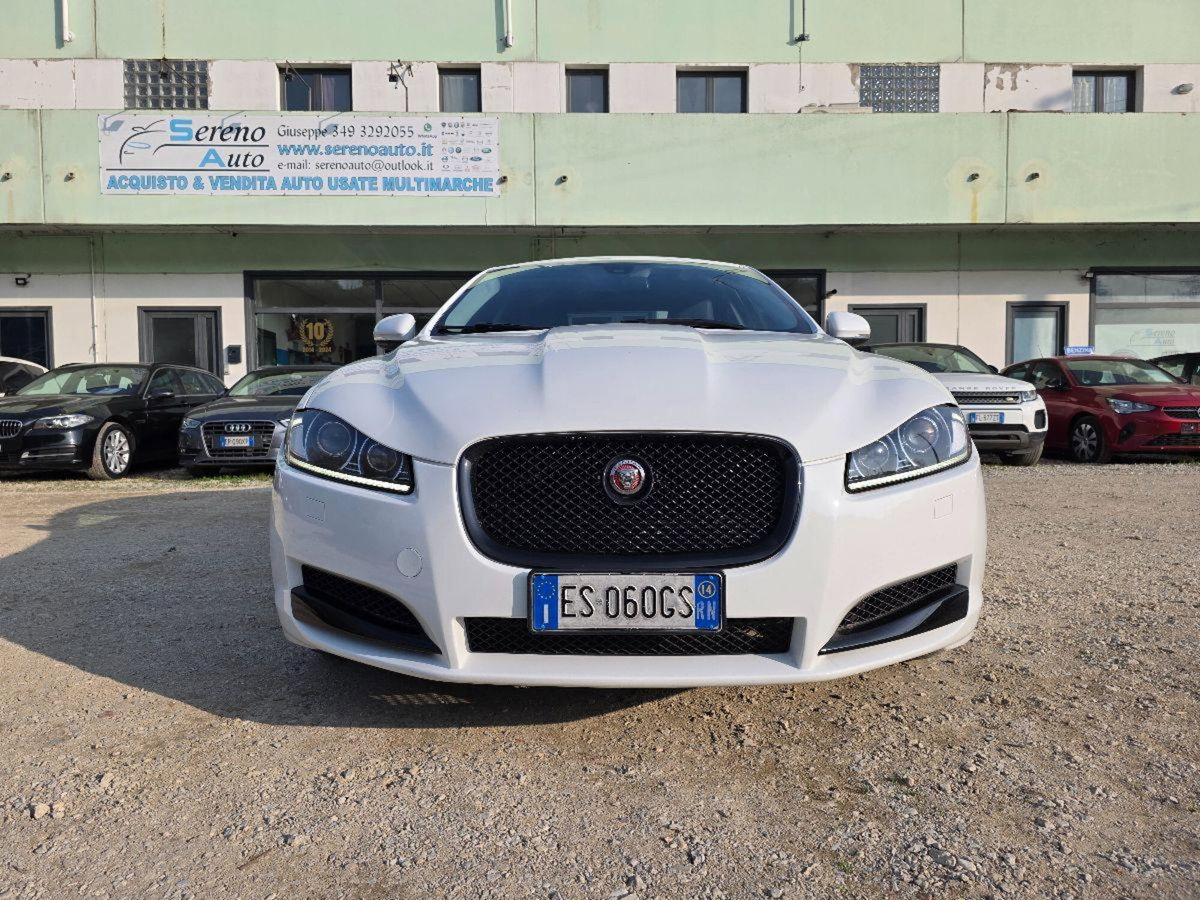Jaguar XF 2.2 D Eco Prestige (2)