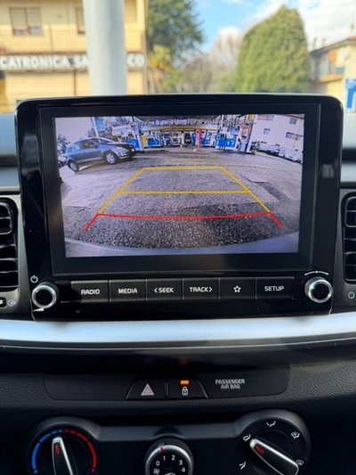 Kia Stonic 1.0 T-GDi 100 CV MHEV iMT Style (13)