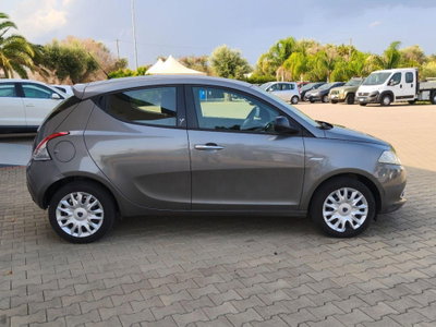 Lancia Ypsilon 1.3 MJT 16V 95 CV 5 porte S&S Platinum (4)