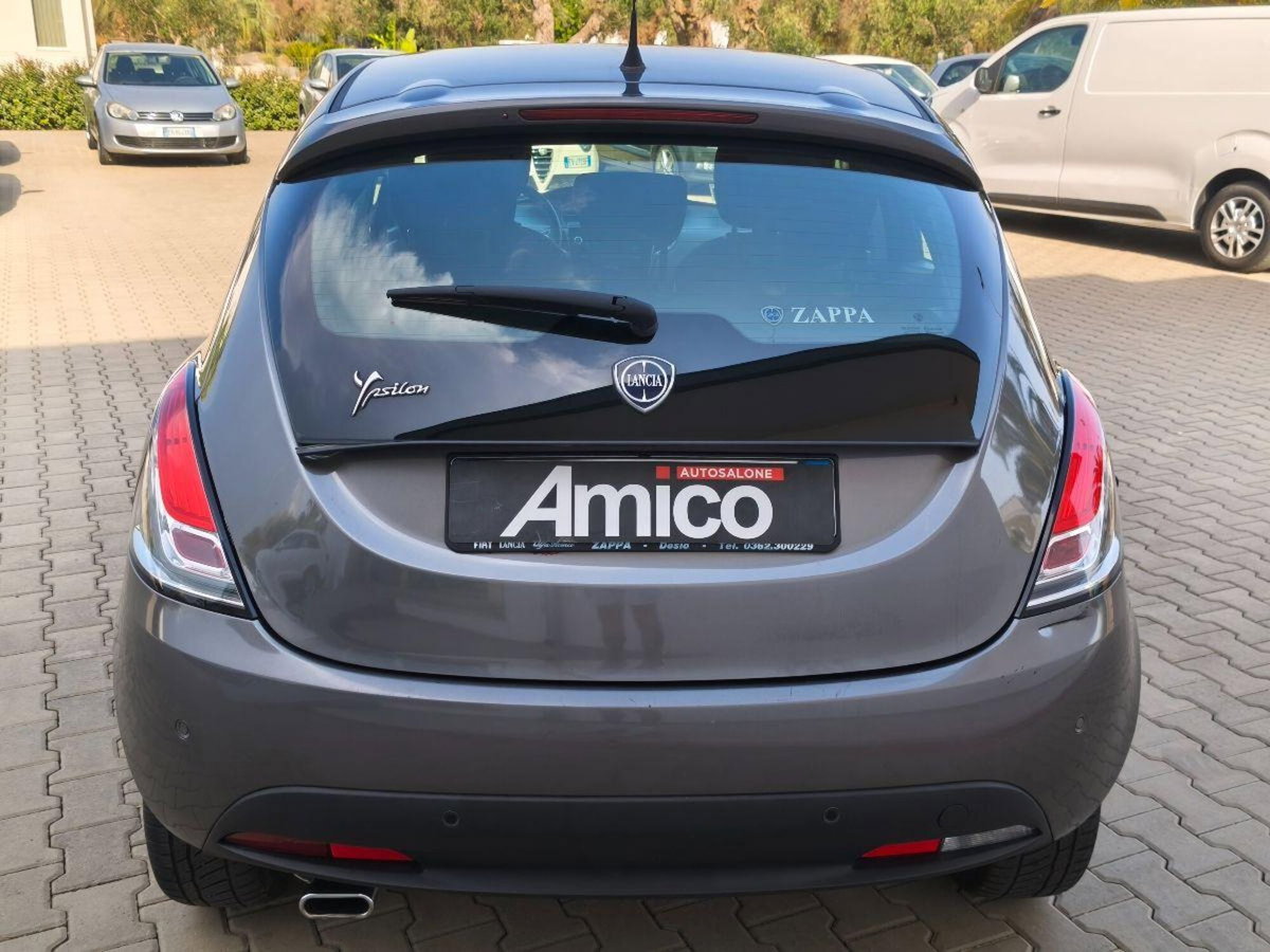 Lancia Ypsilon 1.3 MJT 16V 95 CV 5 porte S&S Platinum (6)