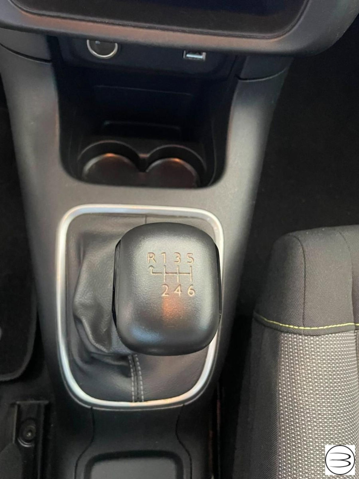 Citroen C3 BlueHDi 100 S&S Shine Pack (17)