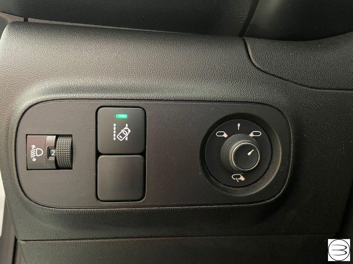 Citroen C3 PureTech 83 S&S Shine (19)